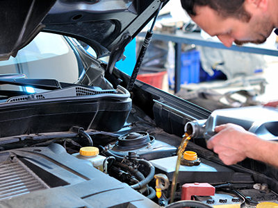 Schedule an Oil Change Today To Reduce Damage to Your Engine